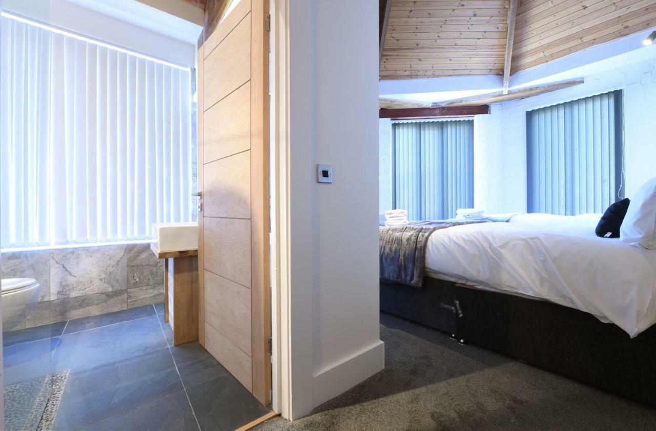Stunning Penthouse Slps 20 Daire Manchester Dış mekan fotoğraf